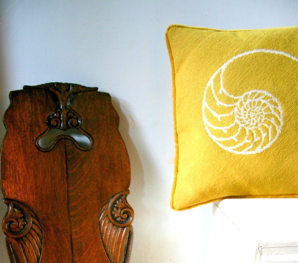 Vintage Modern Nautilus Shell Throw Pillow