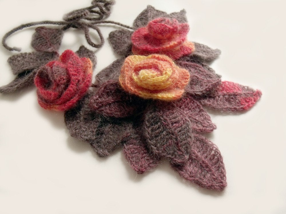 Crochet scarf freeform 3D flowers and leaves lariat necklace "Flame Roses"