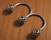 Three Seeds 2-Finger Ring