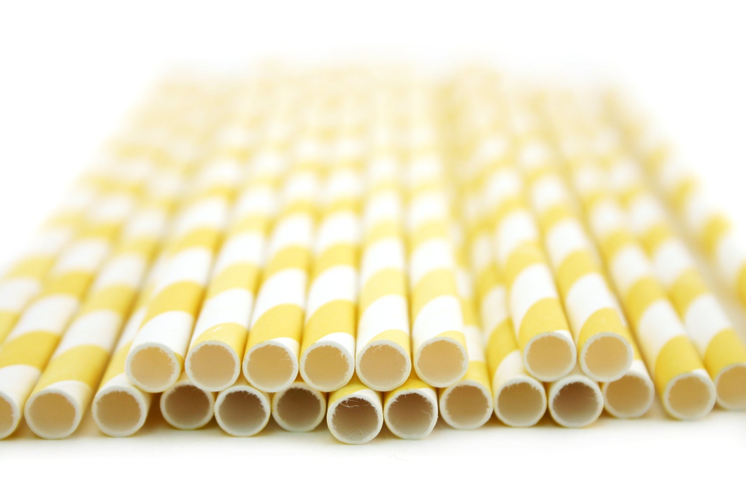 Paper Straws (25) Yellow Stripe with FREE Flags