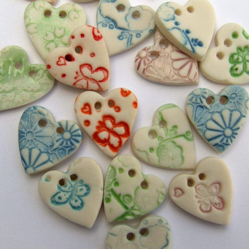 Small Handmade 1.5cm Heart Porcelain Buttons - Set of 5