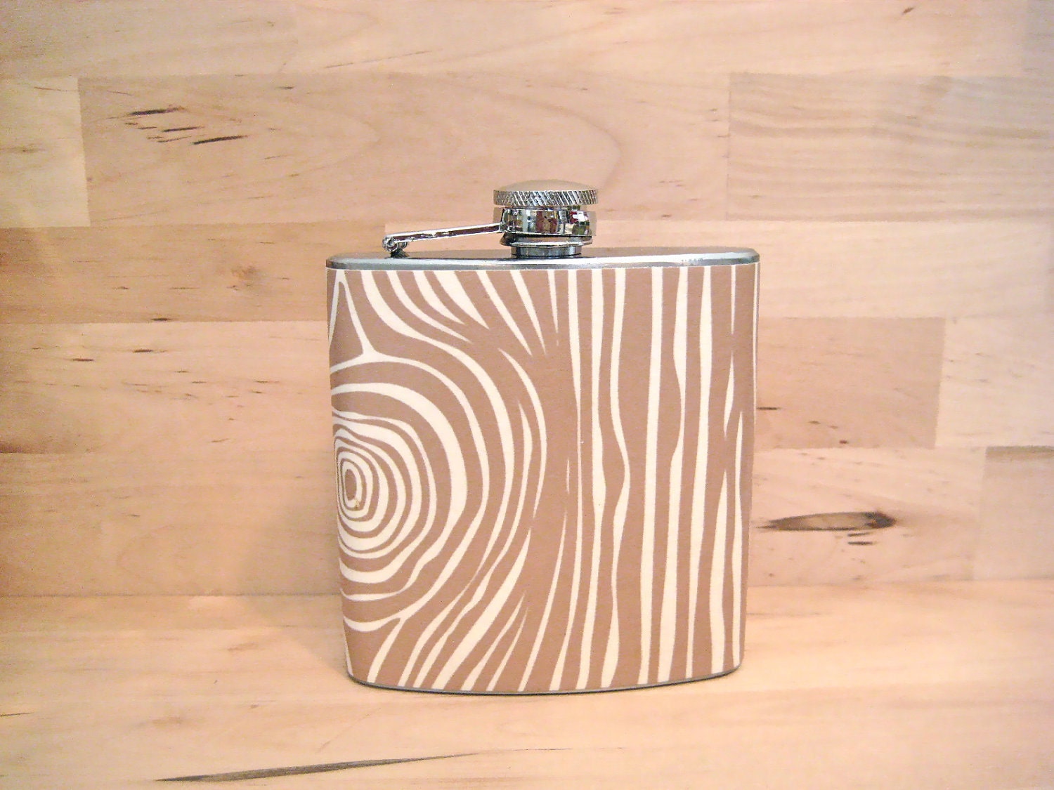 Woody- 6 oz Stainless Steel Flask - Faux Bois in Brown and Cream