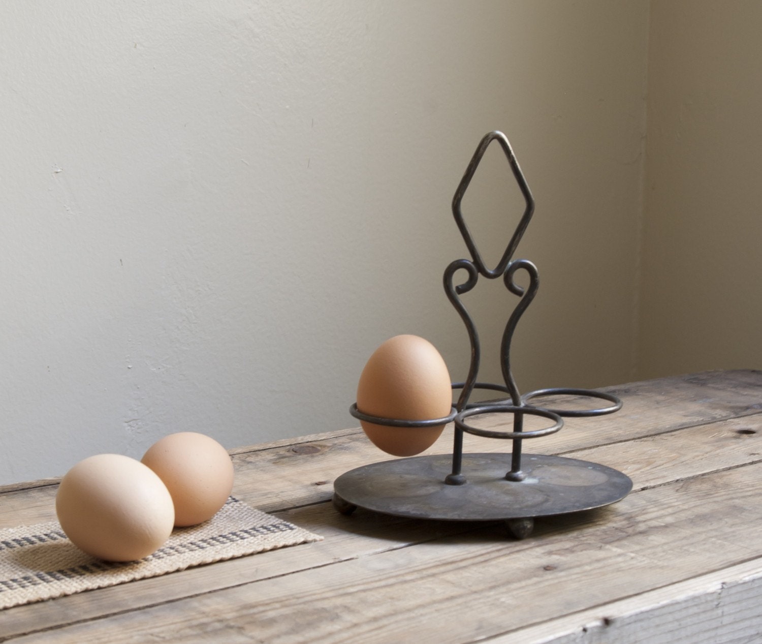farmhouse basics. vintage cruet frame