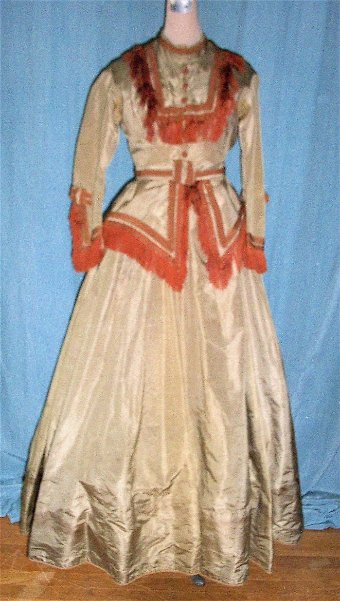 early victorian dress