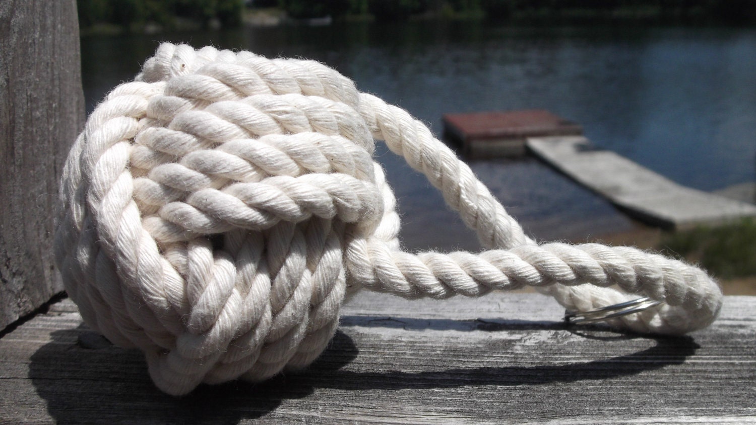Nautical Gift - Floating Nautical Keyring - Monkey's Fist Knot