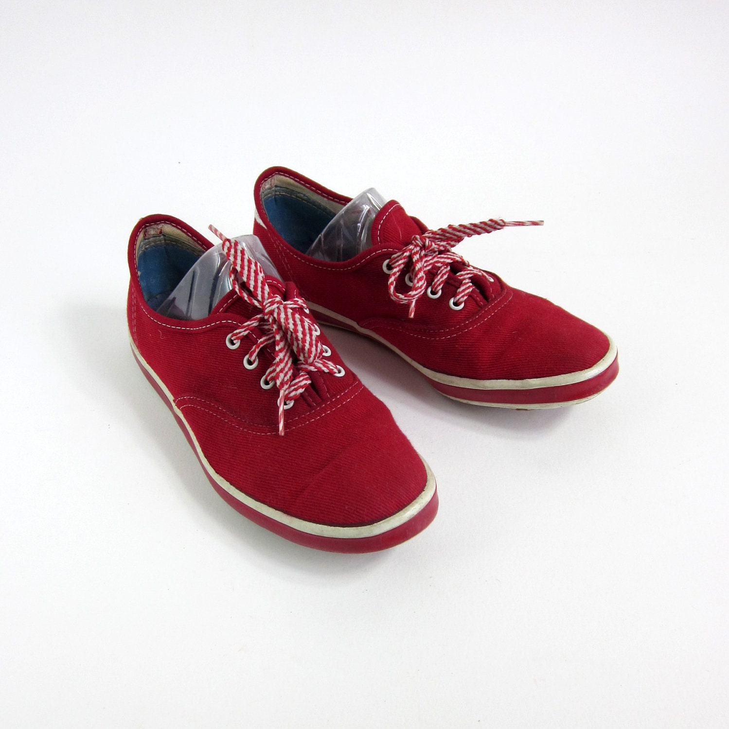 Sears Super Jeepers Ruby Red Canvas Sneakers 70s / Size 5M