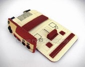iPhone/Samsung Galaxy/iTouch: Famicom Felt Case