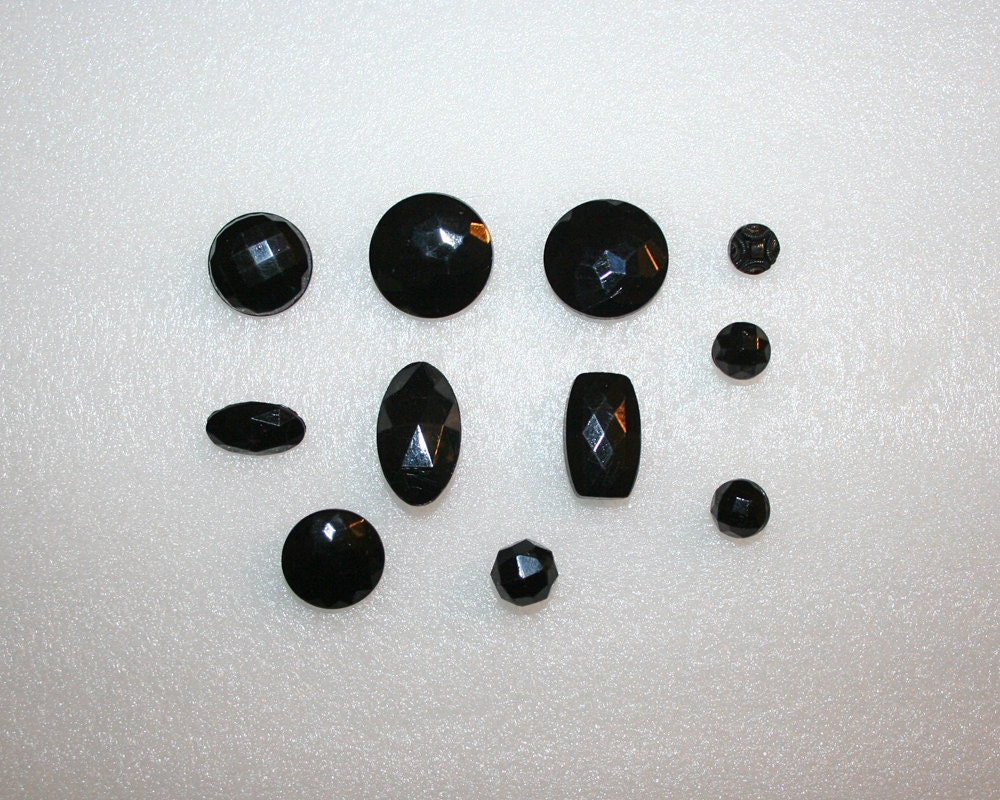 Antique Vintage Glass Buttons and Beads Craft Recycle