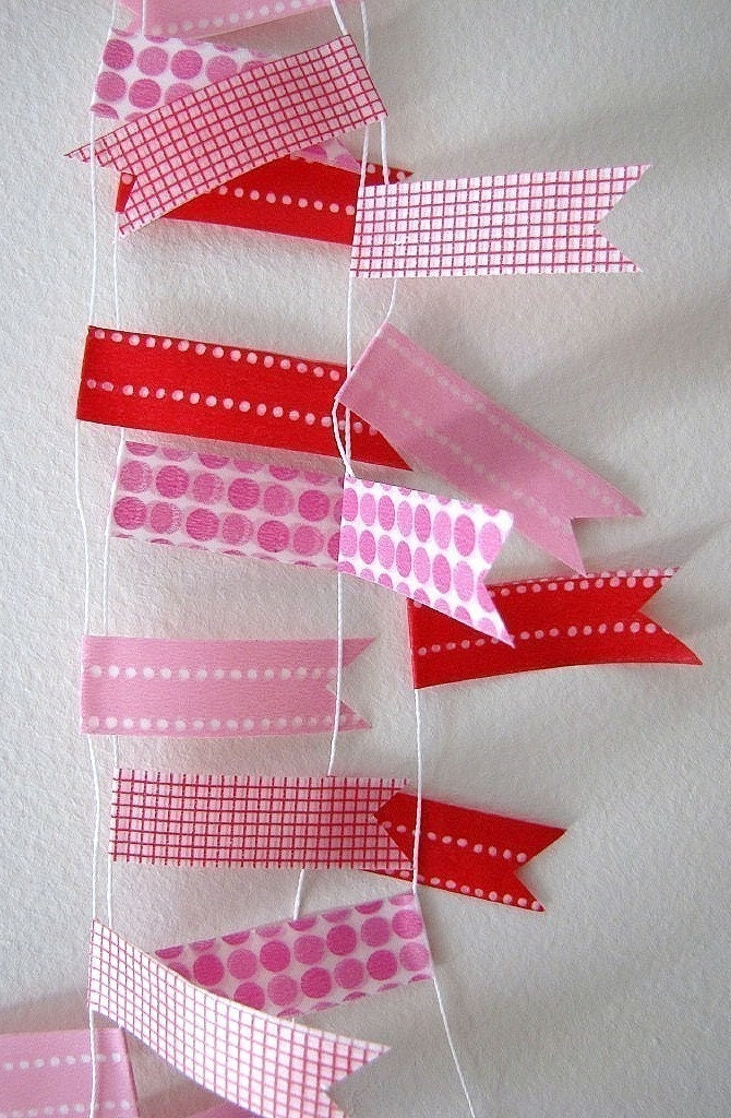 Pretty Party Bunting B - Pink and Red