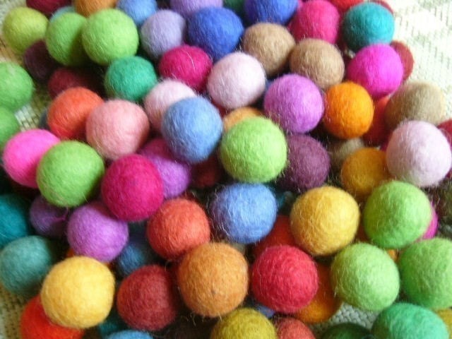 SALE 60 Multicolors Felt balls (15mm)