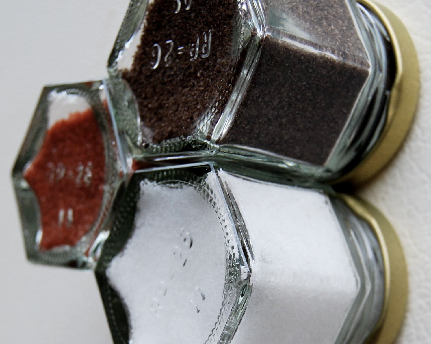 USA Mini:  Gourmet Magnetic Set Includes Salts from Maine, Hawaii and Washington. Perfect Thanksgiving hostess gift.