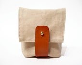 Hip Pouch in Natural waxed cotton