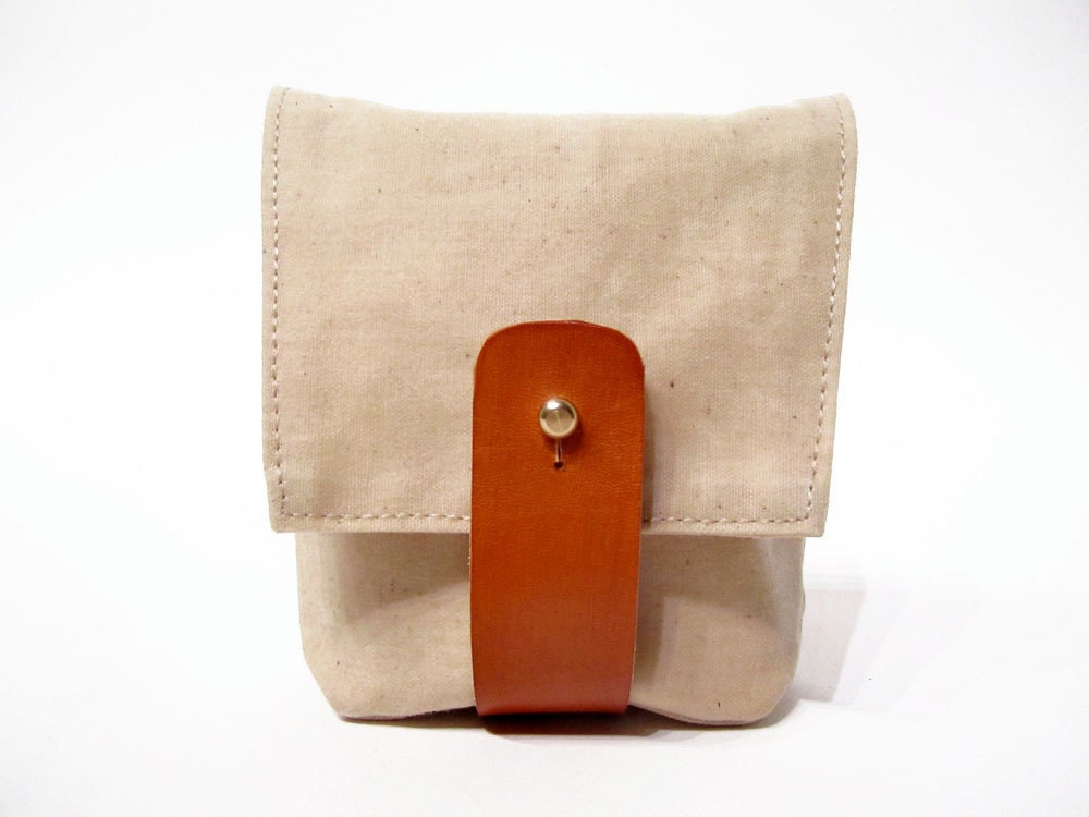 Hip Pouch in Natural waxed cotton