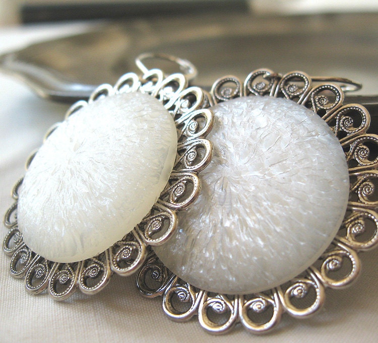 Ice Circles - White Lucite silver earrings - Snow Queen