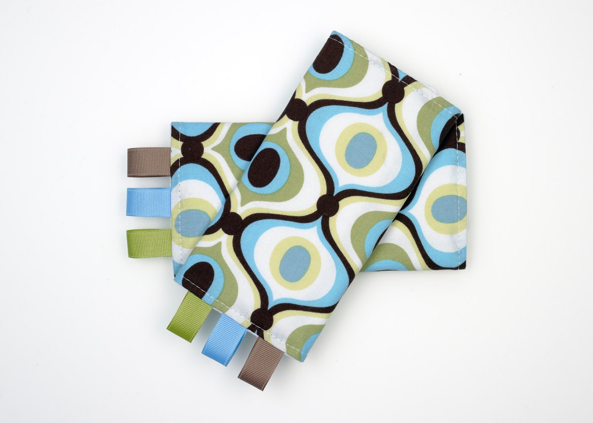Sucking Pads - Drool Pads - Fits all Baby Carriers - Feeling Groovy in Spa