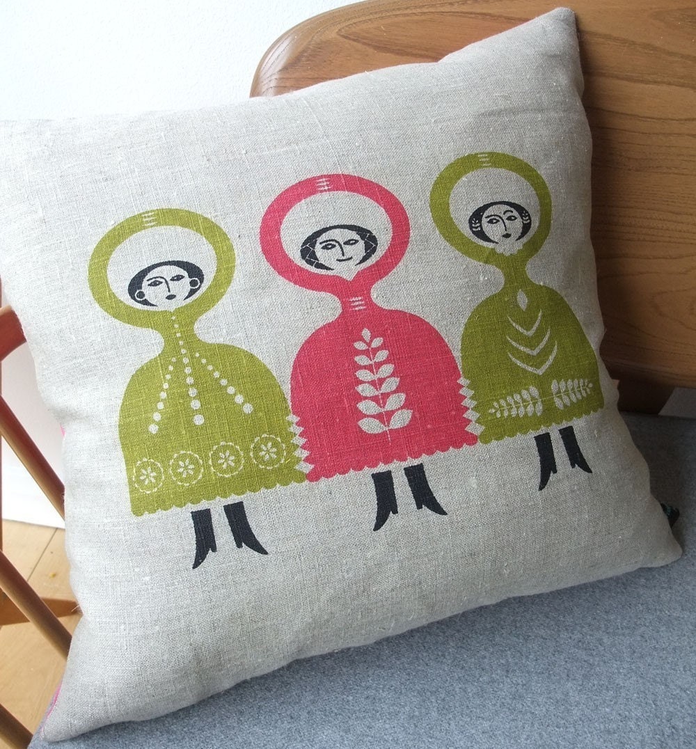 Folkdance cushion on natural linen