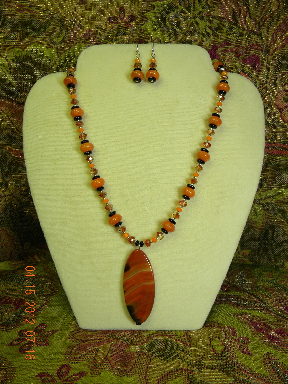 Orange Agate Necklace and Earrings Set