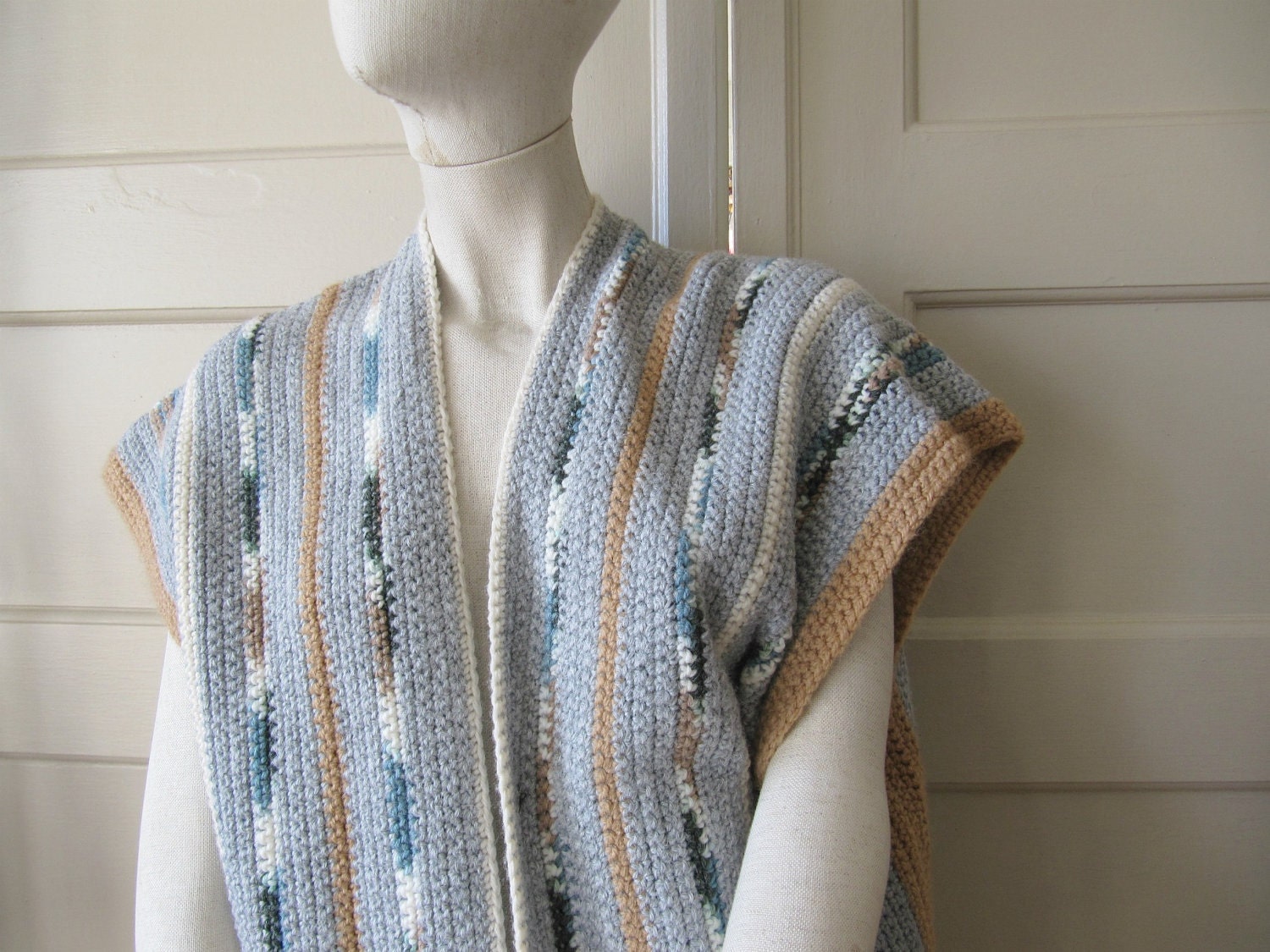 1970s vintage pale grey hand loomed bohemian cloak vest