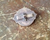 10k Victorian brooch / pendant / engraved almost Taille d'Epargné