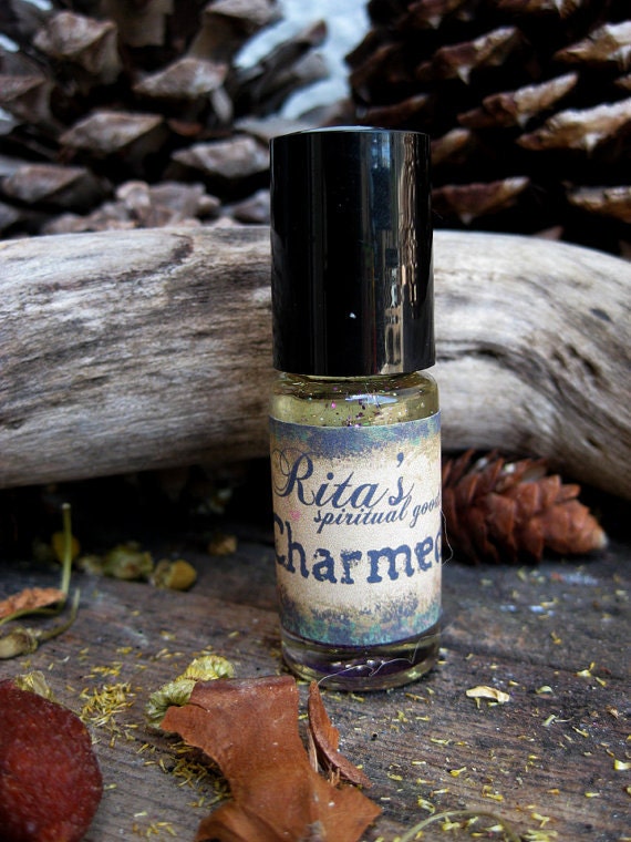 Rita's Charmed Ritual Perfume Oil - Attract People, Find Delight and Joy, Mark Yourself with Good Fortune