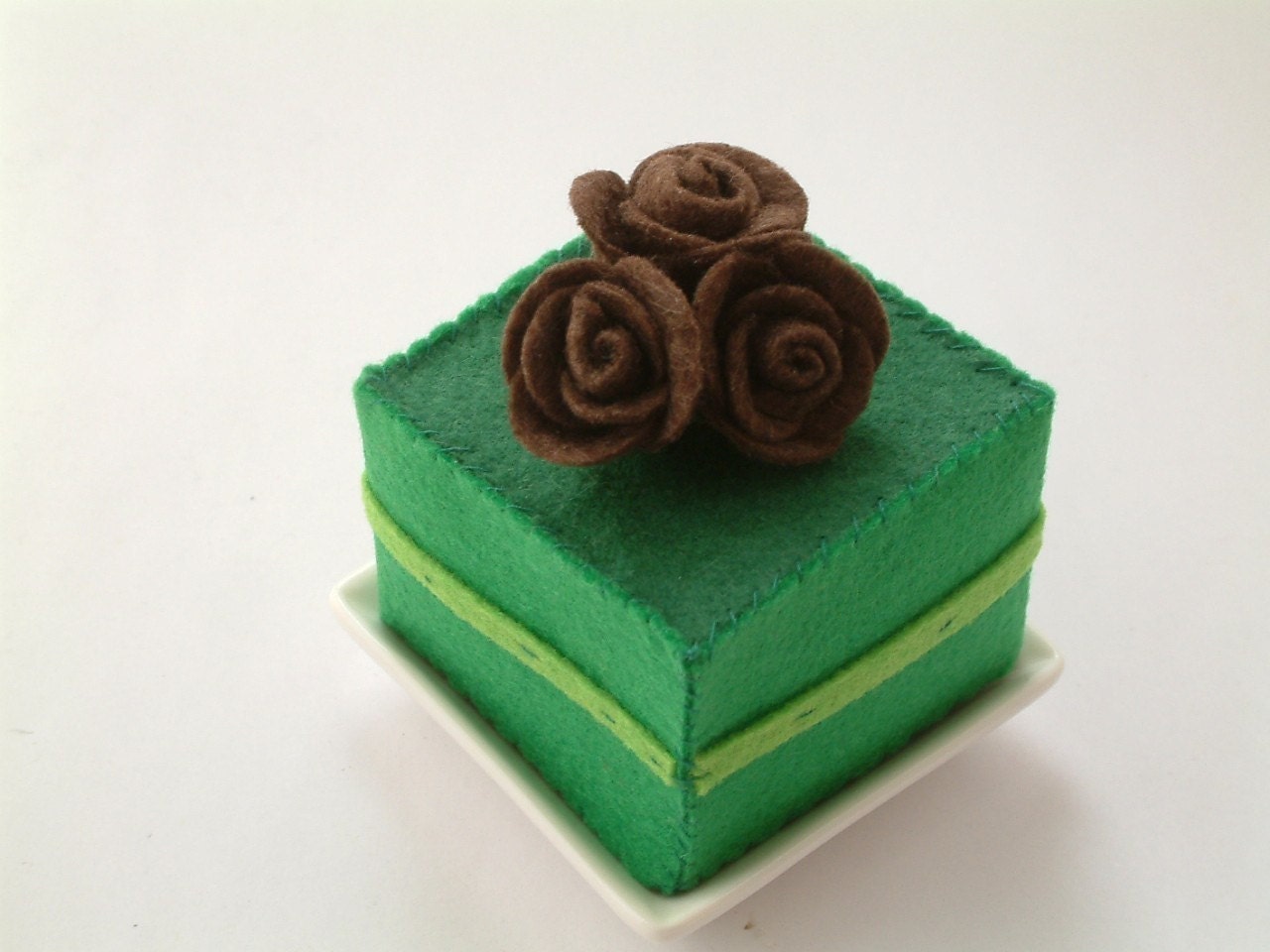 DIY felt Petit Fours,6 in 1---PDF Pattern via Email--F06