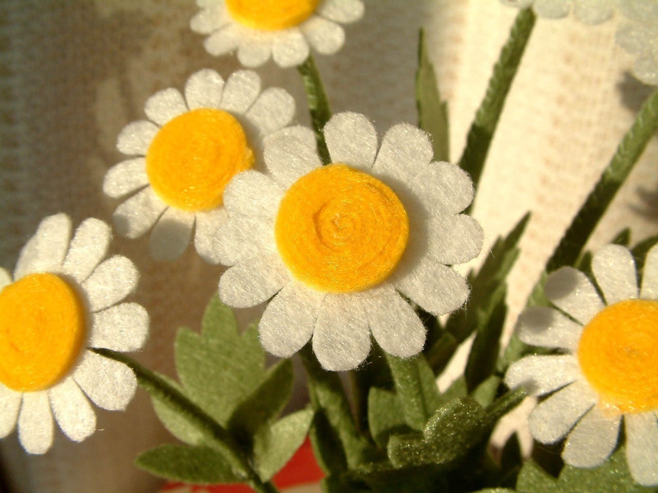 Daisy Bloom made from felt--Flower Arrangement,Dandelion--PDF Pattern and instructions via Email--P01