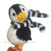 PINGUINOS PATINADORES Papi pinguino y su hijito patinando con patines de ruedas PDF email PATRON PARA TEJER con LANA