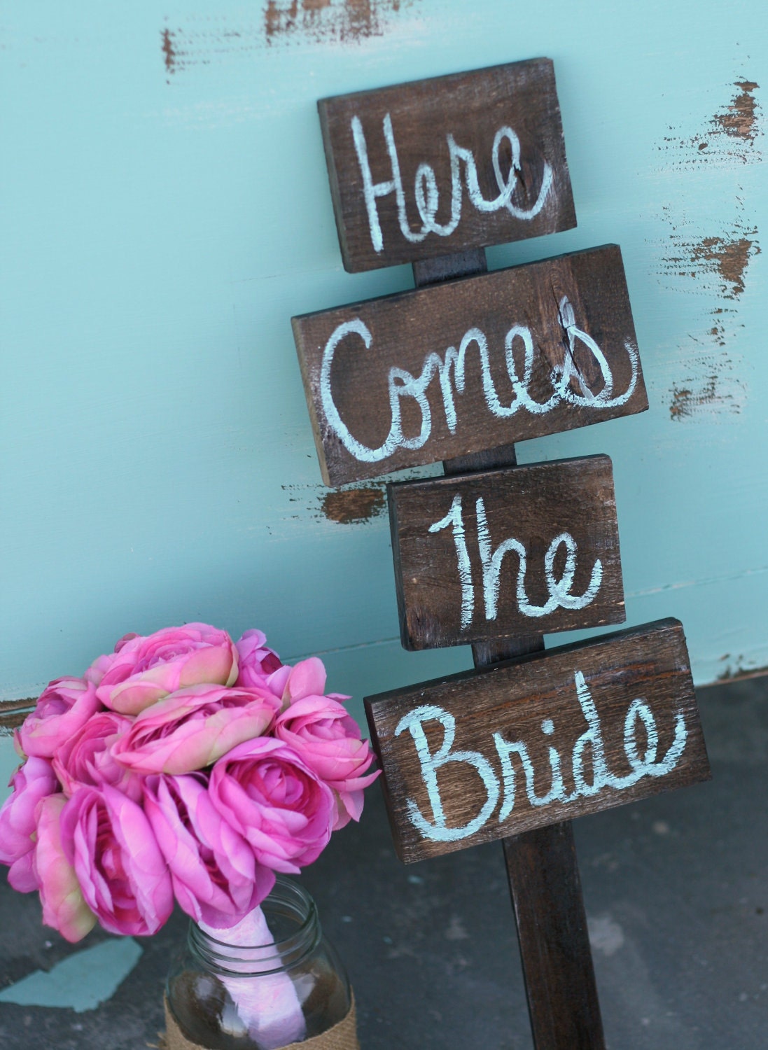 Here Comes The Bride Sign Rustic Wedding Decor (item P10379)