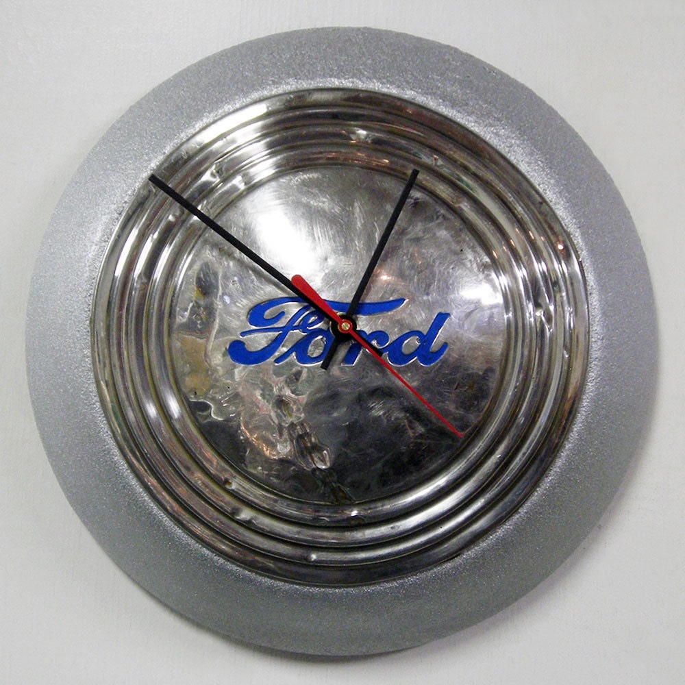 1939 Ford Hubcap Wall Clock - Textured Silver