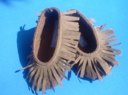Sweet Dakota Unisex Moccasins in Chocolate Faux Leather - Baby Shoes For Infants and Toddlers