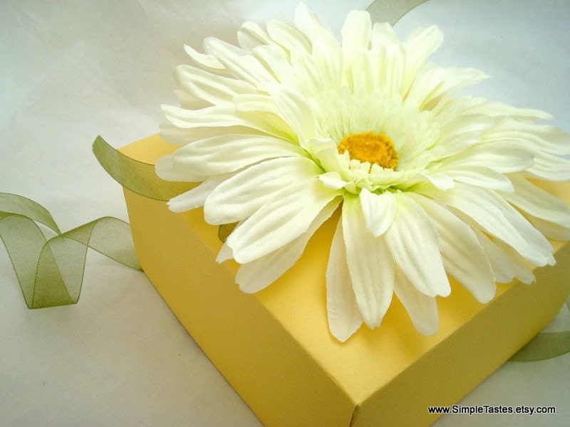 Yellow Daisy Topped Gift Box, SALE