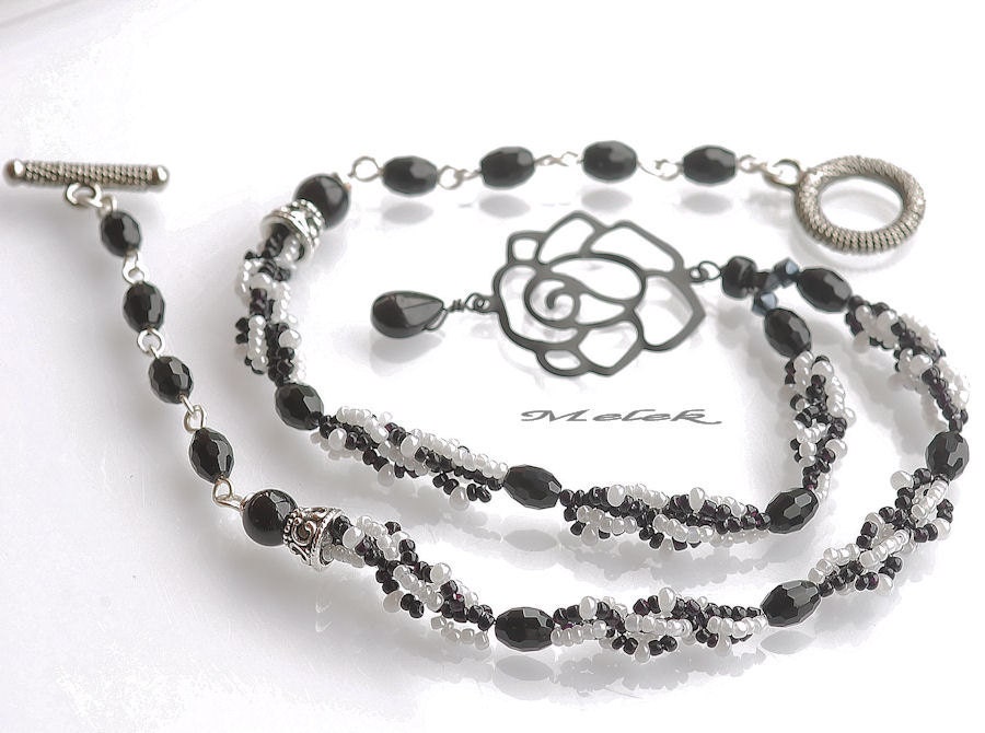 Black and White Spiral Stitch Beadwoven Necklace