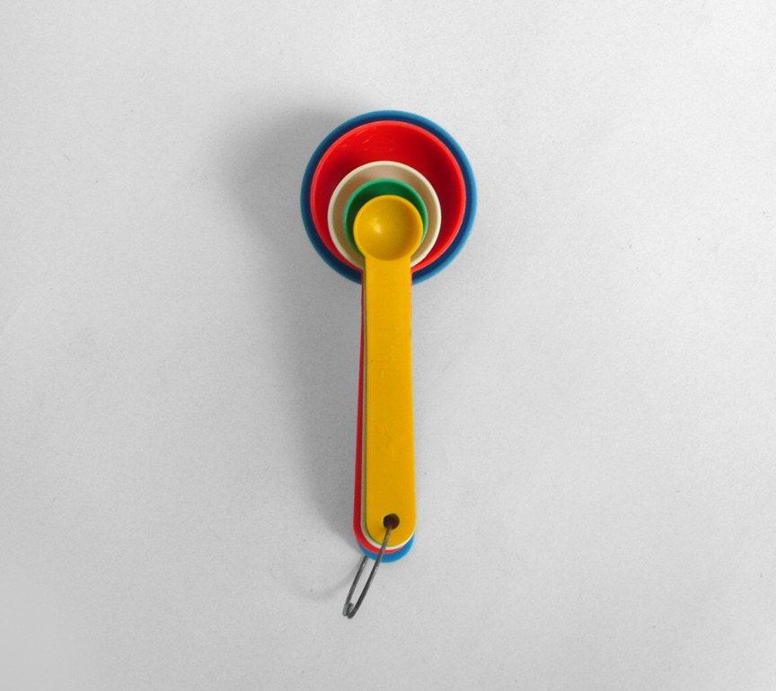 Vintage Measuring Spoons - Mid Century, Retro, Kitchen