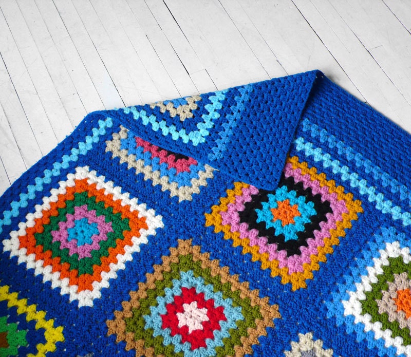 Vintage Afghan Blanket - Crochet, Granny Squares, Retro