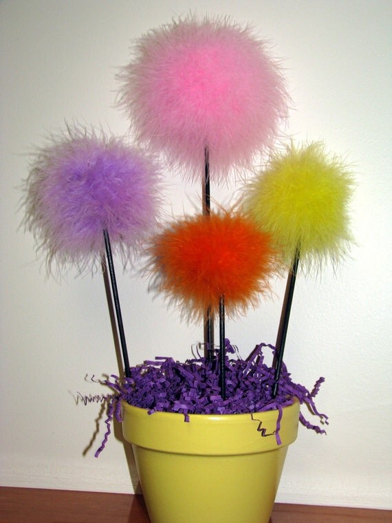 Marabou feather puff topiary centerpiece, can also be made in other colors Il_570xn