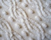 Free Shipping 28X20 WHITE CHAINS and Pops Vintage Chenille Bedspread Fabric Fluffy Bright Popcorn for Patchwork Squares