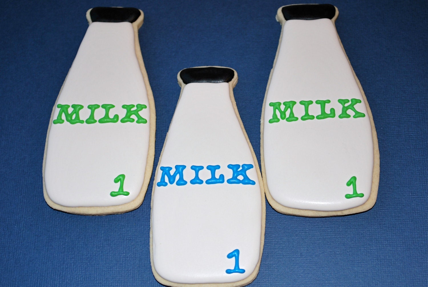 Milk Bottle Decorated Sugar Cookies (12)