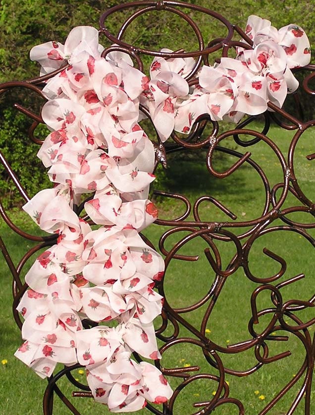 Crocheted Fabric Ruffled Scarf - Cream with Red Roses
