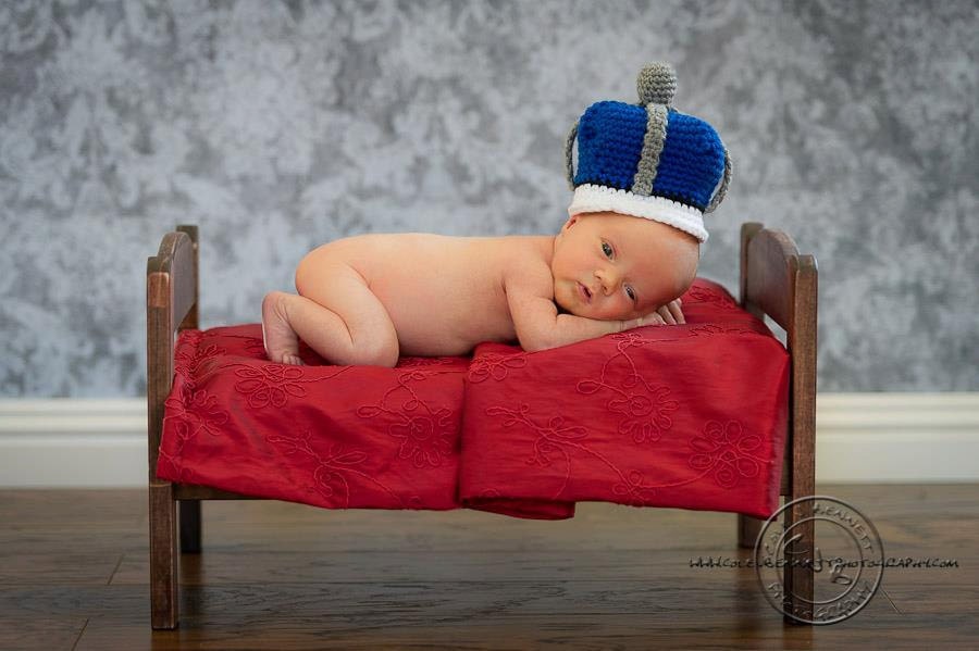 Little Prince Crown and Booties Set Crochet Pattern PDF 535