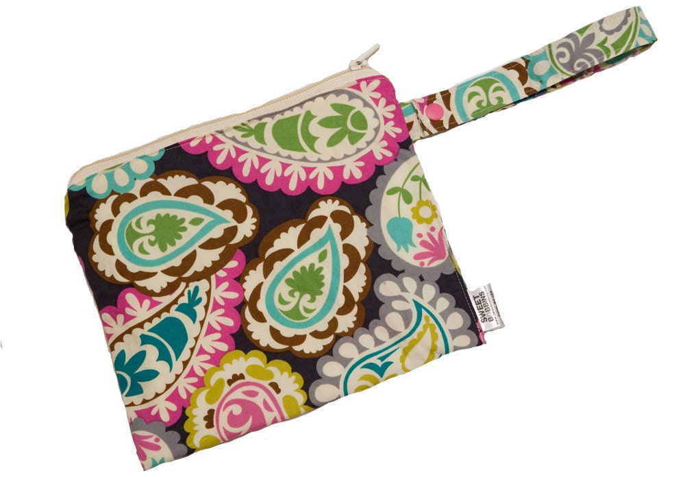 Paisleys - 7x9 Sweet Bobbins Wipes/Utility/Wet Bag - SEAM SEALED-  Snap strap