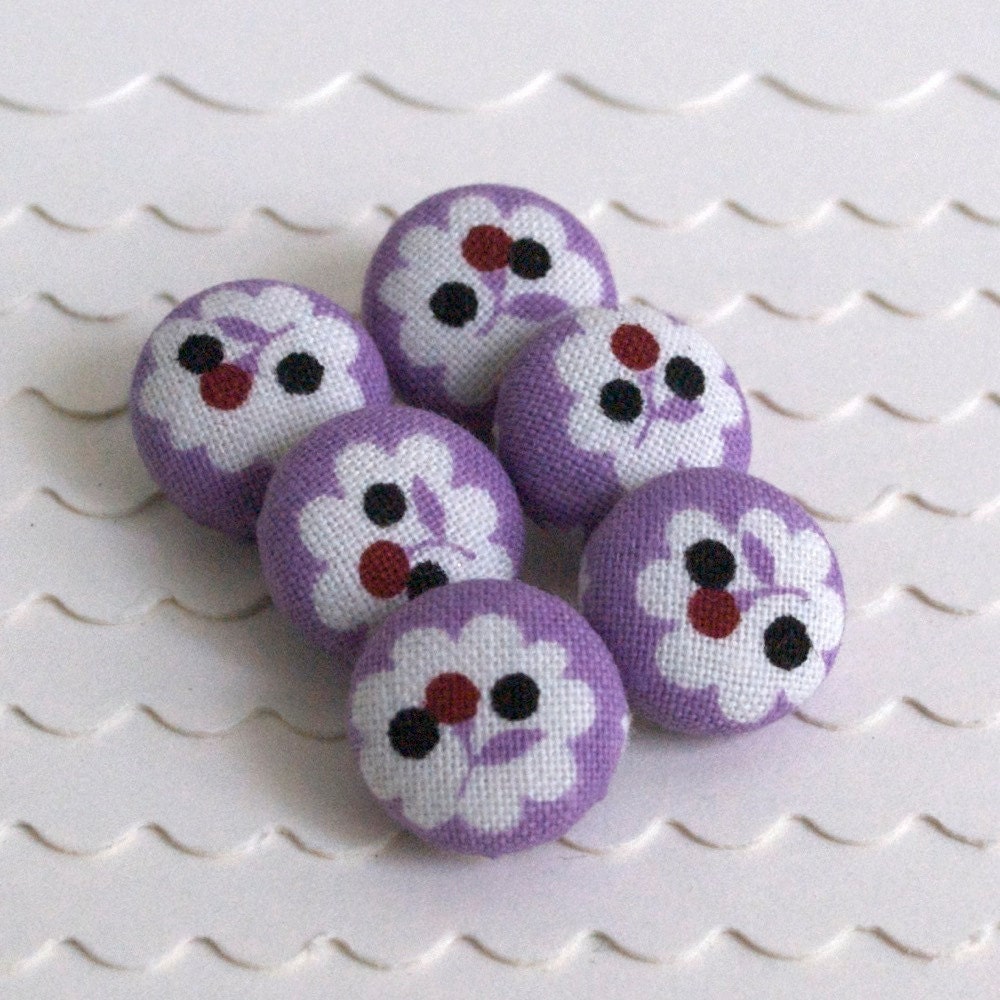 Berry Pie- 6 Small Buttons