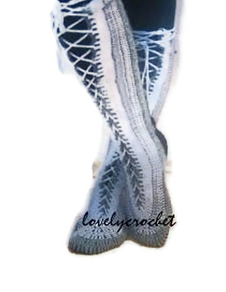 Overknee Socks/Slippers in black grey and white