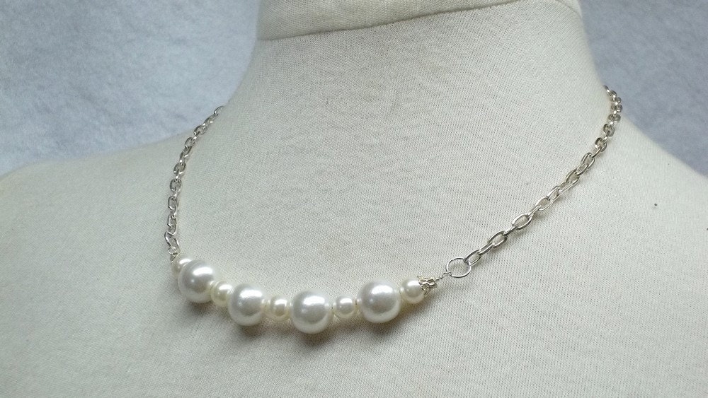 Creamy white Glass Pearl Necklace cable chain Glamour Girl special occasion treasury item