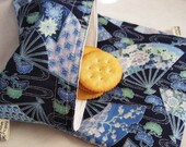 Blue Asian Fans Sandwich and Snack Bag Set, Reusable