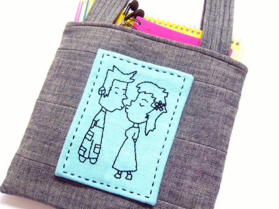 Kissing Couple Grey Tote