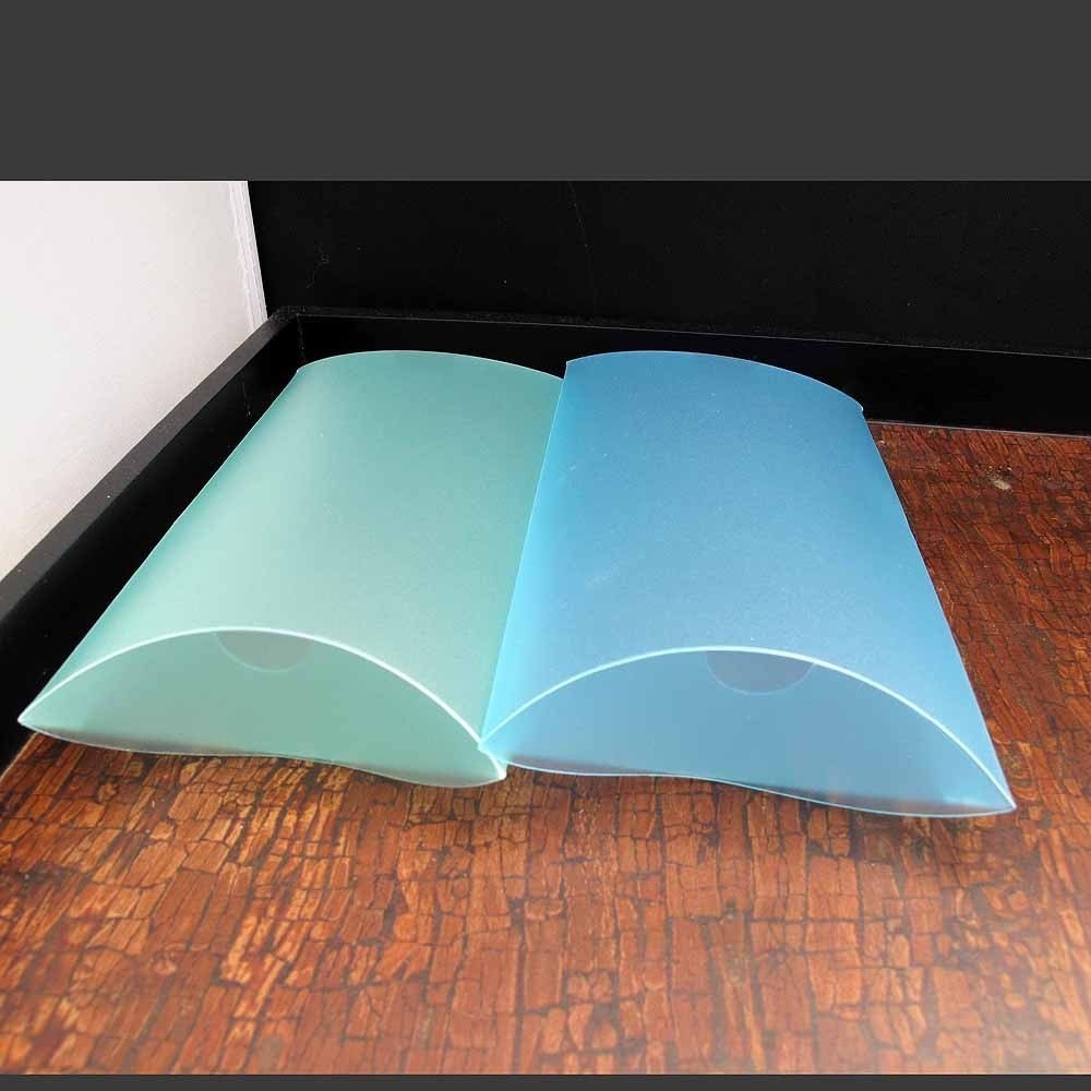 10 Blue Frosted Plastic Pillow Boxes