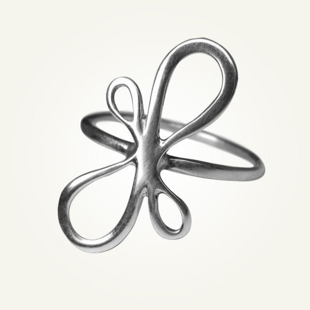 Bow Ring, Sterling Silver, Handcrafted, Ribbon, Loop, Elegant, Wedding. VICTORIAN RIBBON RING.