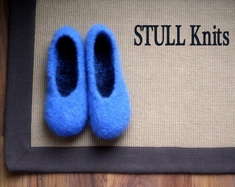 Wool Felted Stull slippers ... Bright Aqua ... Ready to ship... womens size 9.5