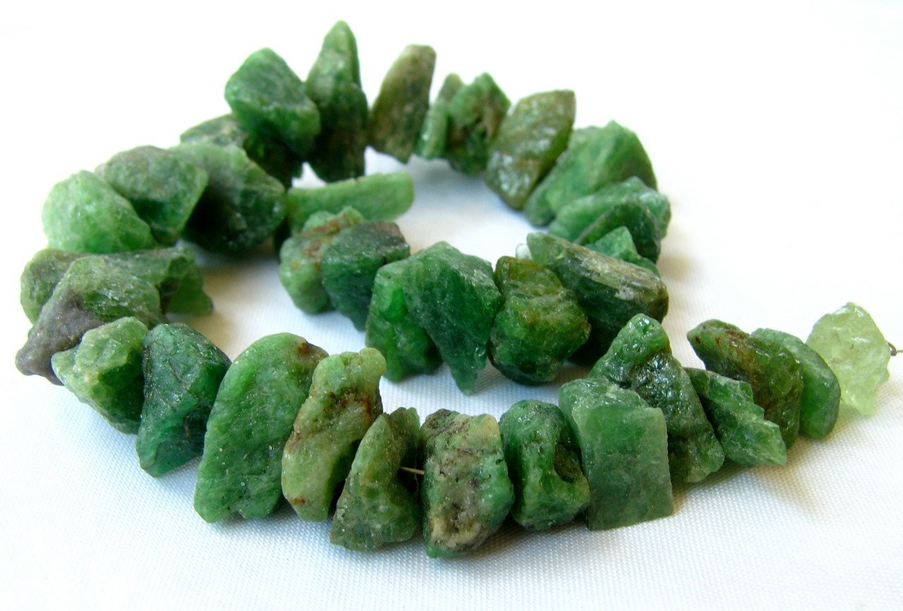 AMAZING RARE Tsavorite Center Drilled Hammered Nuggets, 8" strand SHOP EXCLUSiVe (6w9)