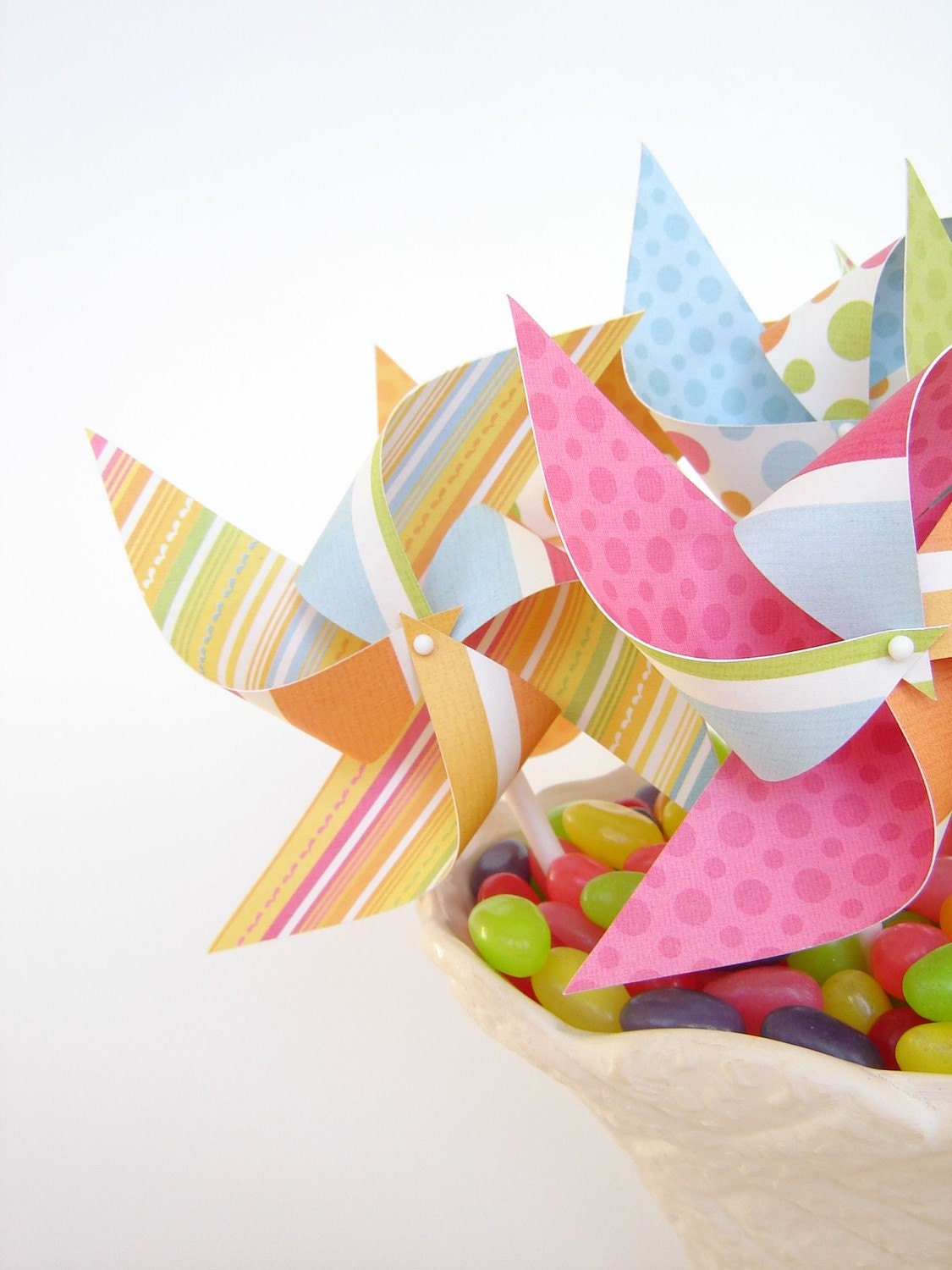 Hippity Hoppity - Set of 12 Mini Pinwheels